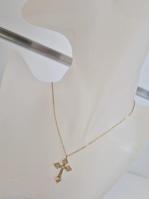 łańcuszek z ażurowym krzyżykiem 1128