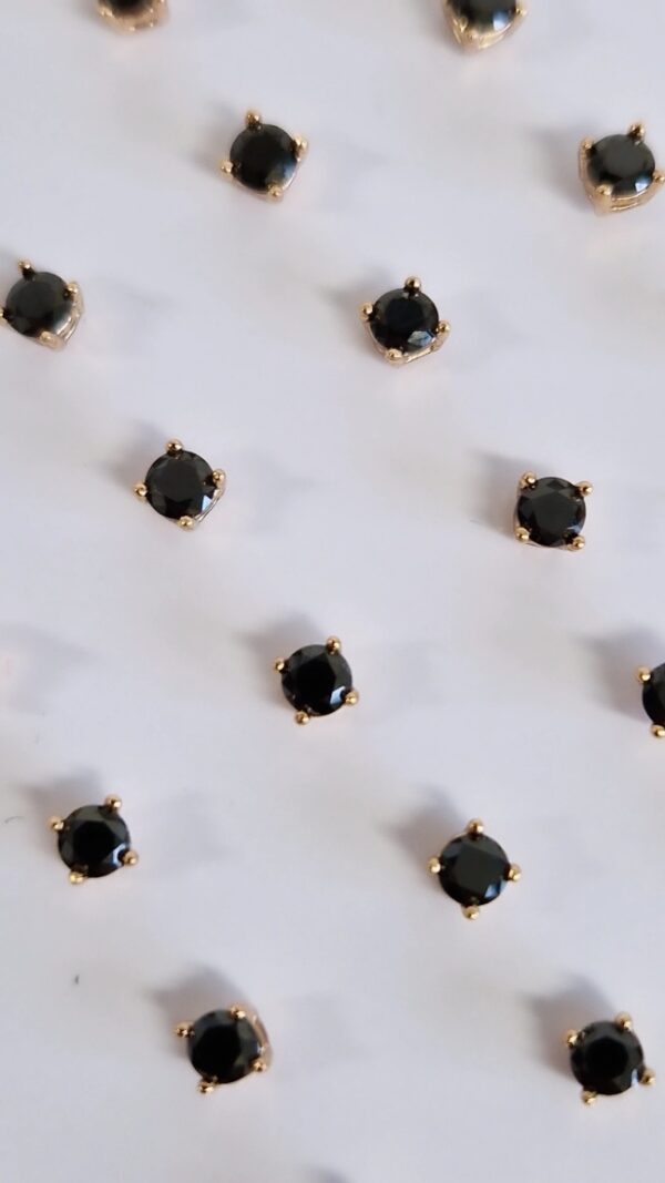 Kolczyki czarny kryształek 1162