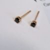 Kolczyki czarny kryształek 1162